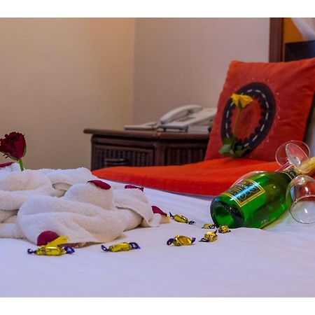 Wigot Gardens Hotel Kisumu Bagian luar foto