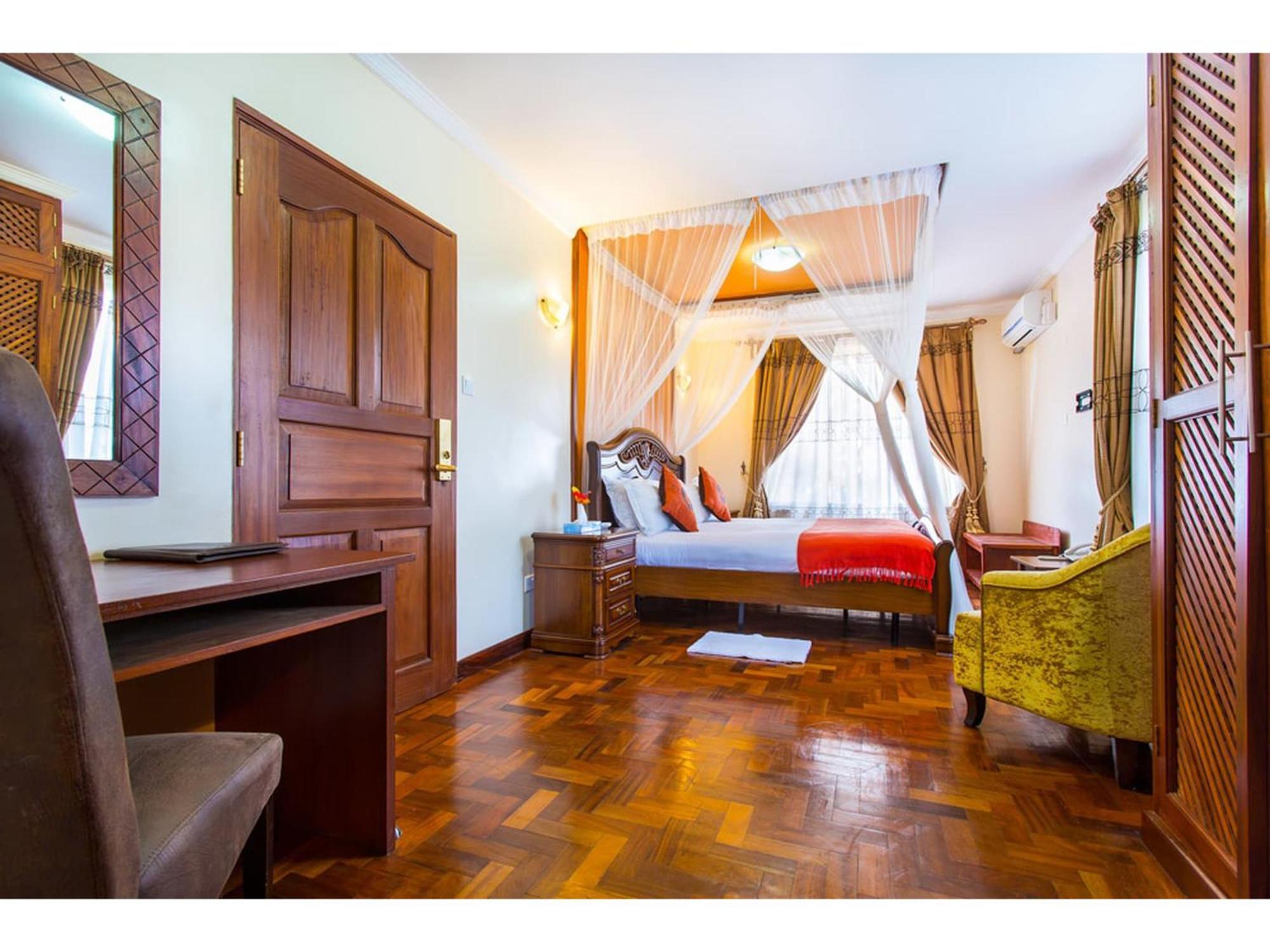 Wigot Gardens Hotel Kisumu Bagian luar foto