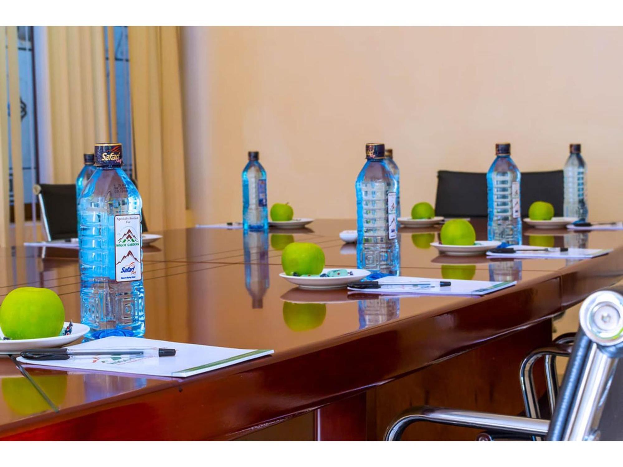 Wigot Gardens Hotel Kisumu Bagian luar foto